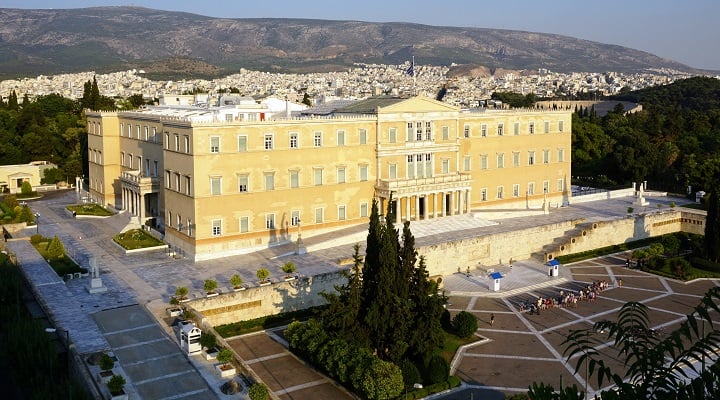 Инвестировать в Грецию стало проще Инвестировать в Грецию стало проще